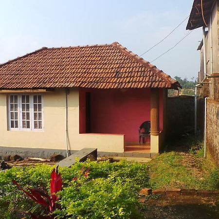 Golf View Cottages Madikeri Ngoại thất bức ảnh