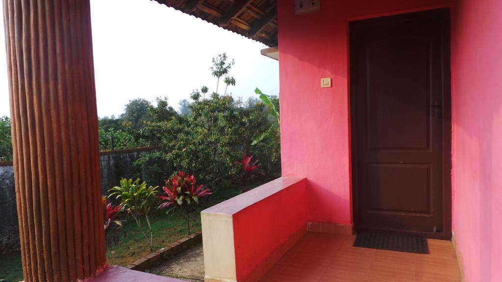 Golf View Cottages Madikeri Ngoại thất bức ảnh